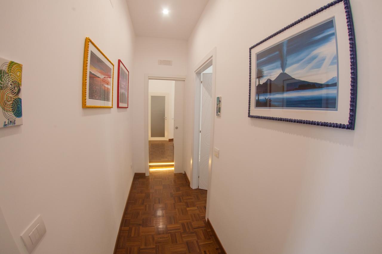 319 Al Duomo Bed & Breakfast Napoli Bagian luar foto